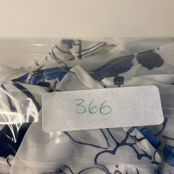 Signature by Robbie Lee Blue Floral Sleeveless Ruffles Flowy Maxi Dress 4P Y2K - Picture 14 of 14